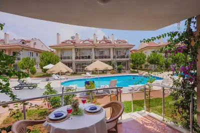 Image de Fethiye calis one bedroom apartment with 24/7 security and private beach