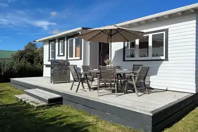 Image de 3 bedroom house close to the Square