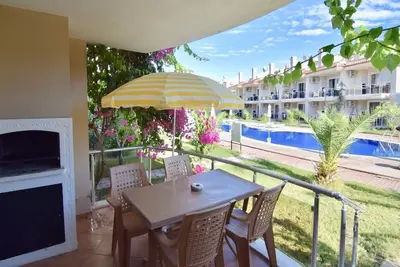 Image de one bedroom apartment in Sunset Beach Club fethiye, private beach, 24\/ security