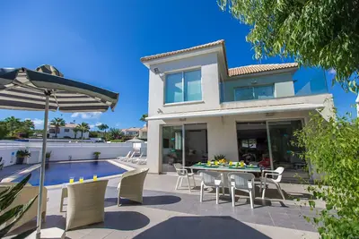 Image de Protaras holiday villa - rentprivatevillas 497