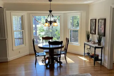 Image de Beautiful Large Home in downtown N. Augusta