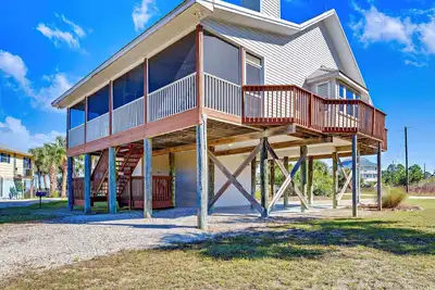 Image de Pet Friendly, Private Swimming Pool, Bay View, Bay Access, St George Island!