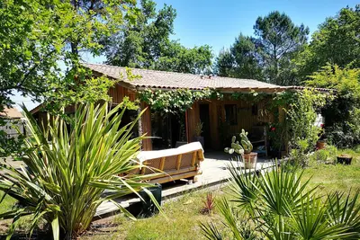 Image de Agréable maison en bois proche plages et foret