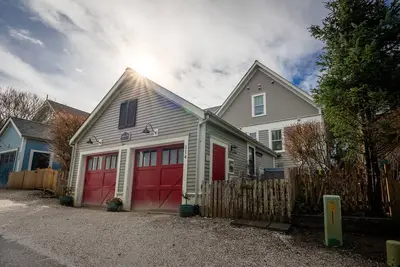 Image de Seabrook's Anchored Soul, a spacious home, close to the indoor pool!