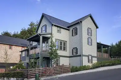 Image de Seabrook's Coast Is Clear: Dog Friendly, Hot Tub!
