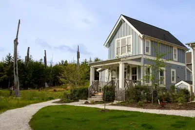 Image de Seabrook's Creekside Cottage, a cozy 3-bedroom home!
