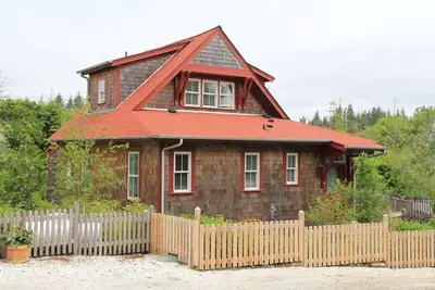 Image de *New* Driftwood: Dog Friendly!