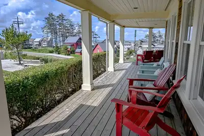 Image de *New* Eagle's Nest, Ocean View, Hot Tub!