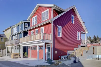 Image de Seabrook's Home Away From Home, enjoy peek-a-boo oceanviews!