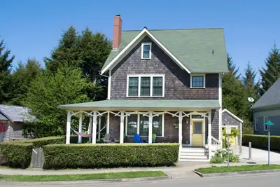 Image de Seabrook's Once Upon A Time: Dog Friendly, Hot Tub