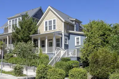 Image de *New* Seabrook's The Snug: Dog Friendly!