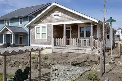 Image de *New* Seabrook's TLSea: Dog Friendly, Hot Tub!