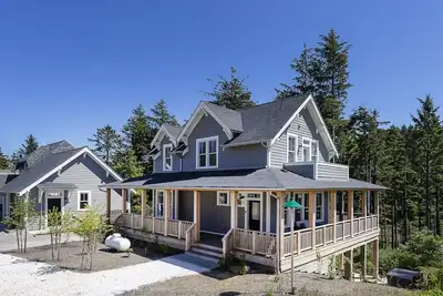 Image de *New* Seabrook's Ursa Major: Ocean view with a hot tub!