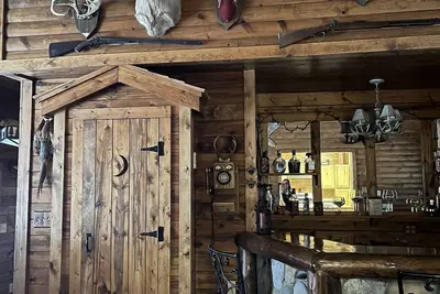 Image de The Lodge Water front home on Beautiful Long Lake Hillman
