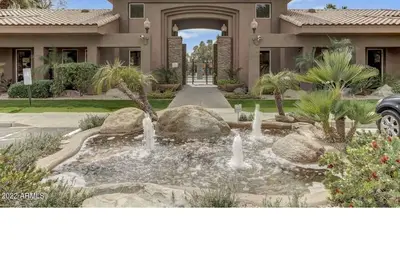 Image de Gorgeous Luxury gated comm. in N. Scottsdale