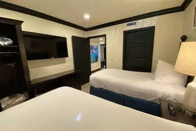 Image de Cocoa Beach Condo-walk to Ron Jon Surf shop