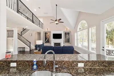 Image de The Home Away From Home