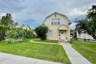 Image de Downtown Historic Home in the heart of Kalispell!