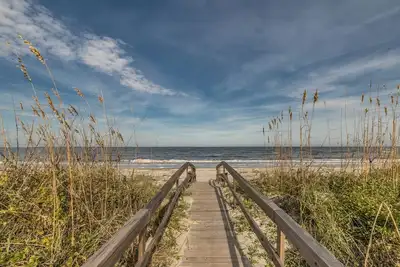Image de New Listing - Pool Access - Marsh and Ocean Views