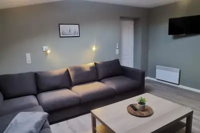 Image de Grand gîte confortable, équipé pour 15 personnes avec accès Pmr.