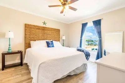 Image de Serenity Reef #A Gulf View unit near Flora Bama