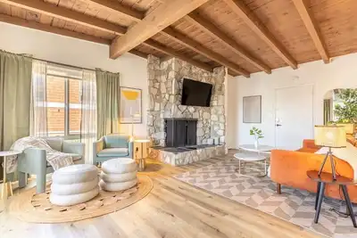 Image de Steps to Beach Manhattan Beach 2 Bedroom Parking