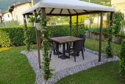 Image de Avec jardin, balcon et garage, dans le centre historique