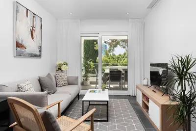 Image de Apartment with pool in Marbella center, 5 min from the beach!