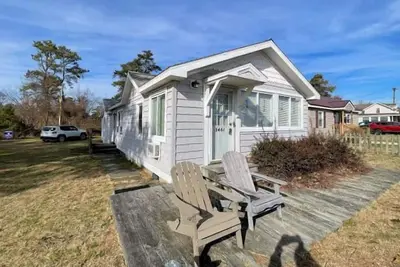 Image de Salty Sailor - 2br, close to Memorial Park Pet friendly Linens And Towels