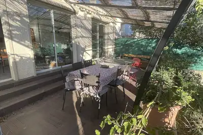 Image de Renovated house with swimming pool