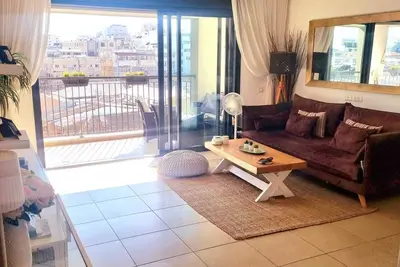 Image de New Design Apt Florentine/Neve Tzedek Tel Aviv Best location