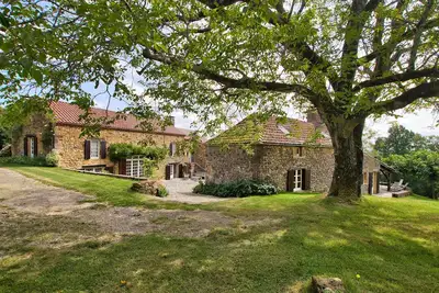 Image de Superbe ensemble périgourdin de deux anciennes maisons entièrement rénovées