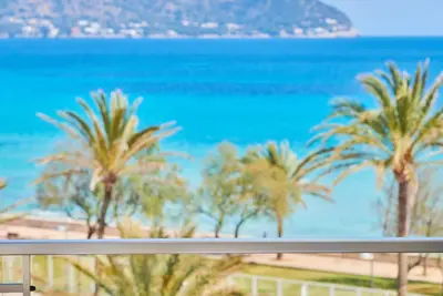 Image de Modern apartment in Sa Maniga\/ 4floors, elevator, on the beach, 2 bedrooms, 2 balconies, sea view, Wifi