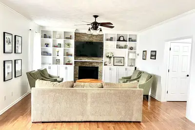 Image de Spacious Home 18 miles from Nashville