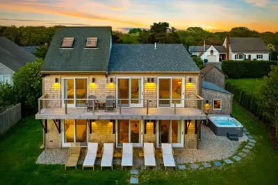 Image de Luxury Waterfront Home & Boat Dock Walk to Beach