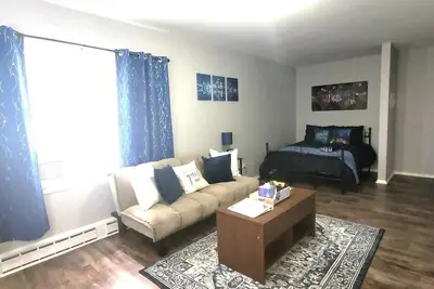 Image de Studio apt / Aurora /Chicago suburb/ Free Wifi & Parking