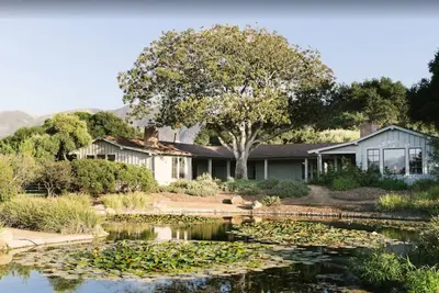 Image de 31 Day Classic California Ranch House