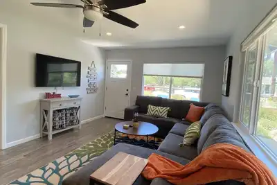 Image de Pet friendly duplex apartment in downtown Santa Ynez!