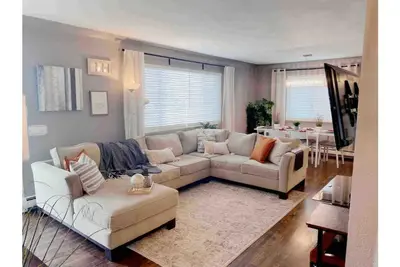 Image de Central Littleton Home 4br/2Ba 30min of Everything
