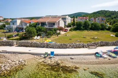 Image de Superbe appartement à Dobropoljana