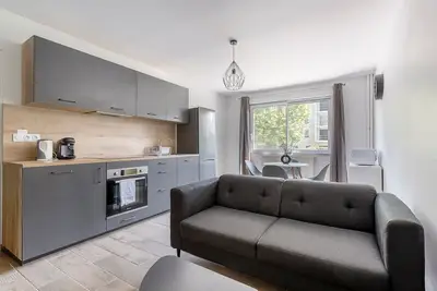 Image de Appartement T2 au calme - 10min de Lyon - Parking