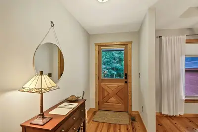 Image de Owl's Rest - with Hot Tub - Delightful Cabin Blue Ridge and Ellijay