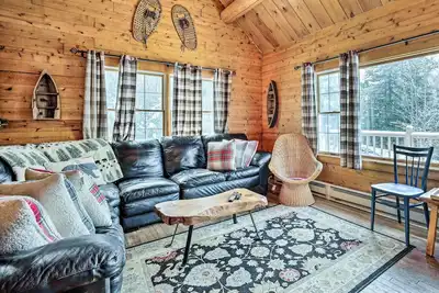 Image de Andover Cabin Retreat w\/ Hot Tub & Fireplace!