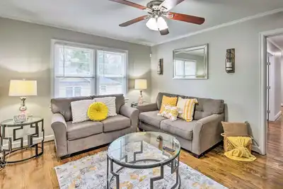 Image de East Point Home ~ 6 Mi to Downtown Atl