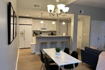 Image de Luxury 1 Bedroom in Downtown Grand Haven