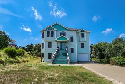 Image de 6br Soundside Home w/Private Pool, Community Pool & Tennis - Access to Ocean & Sound