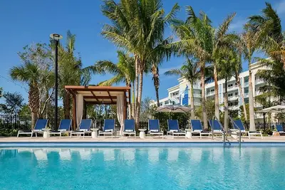 Image de 2 x King with Pool View & Terrace at The Gates Hotel Key West