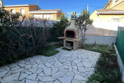Image de Charmant pavillon 6 pers, 250m plage, véranda, jardin, parking, barbecue, prox commerces