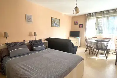 Image de Charmant T1 Bis de 35m² avec Terrasse Sud/Est, Parking Privé, Piscine et Tennis - Aix-les-Bains