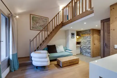 Image de Appartement Duplex Rénové: 3 Pièces, 40m², Parking, Proche Centre Val d'Isère